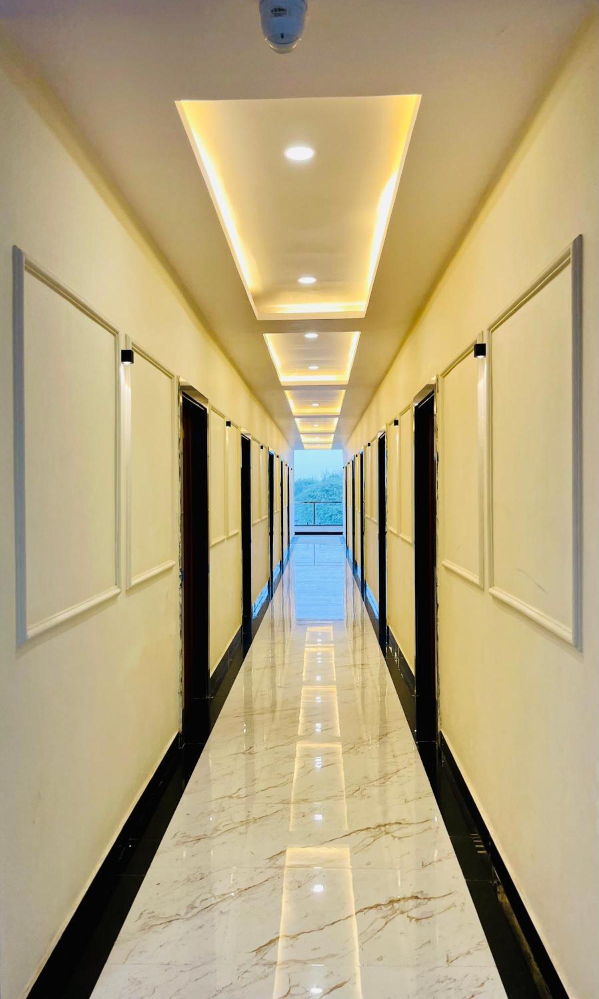 Hotel Rahat Jhalawar Exteriör bild