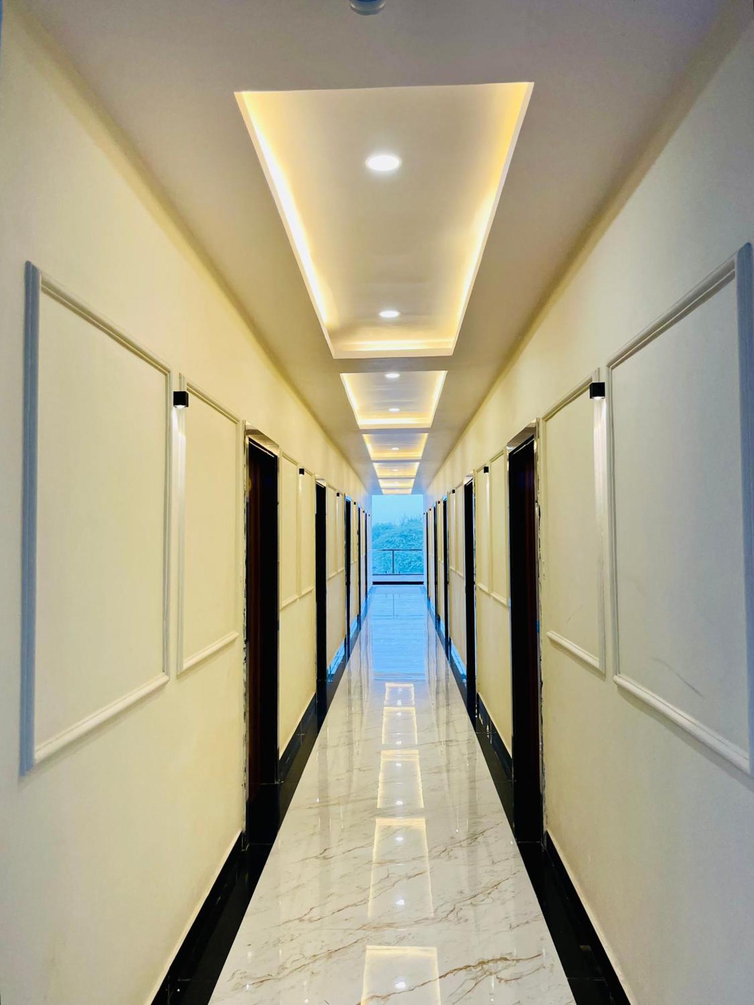 Hotel Rahat Jhalawar Exteriör bild