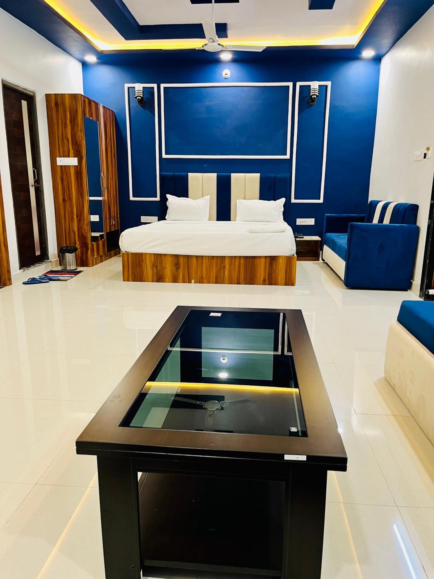 Hotel Rahat Jhalawar Exteriör bild